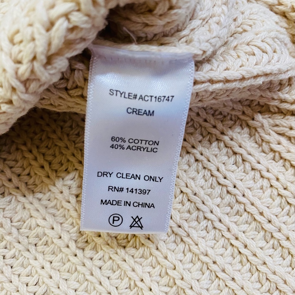 ASTR The Label Sweater Women’s Large Cream Textured Stitch Cable Chunky Knit - Picture 6 of 10